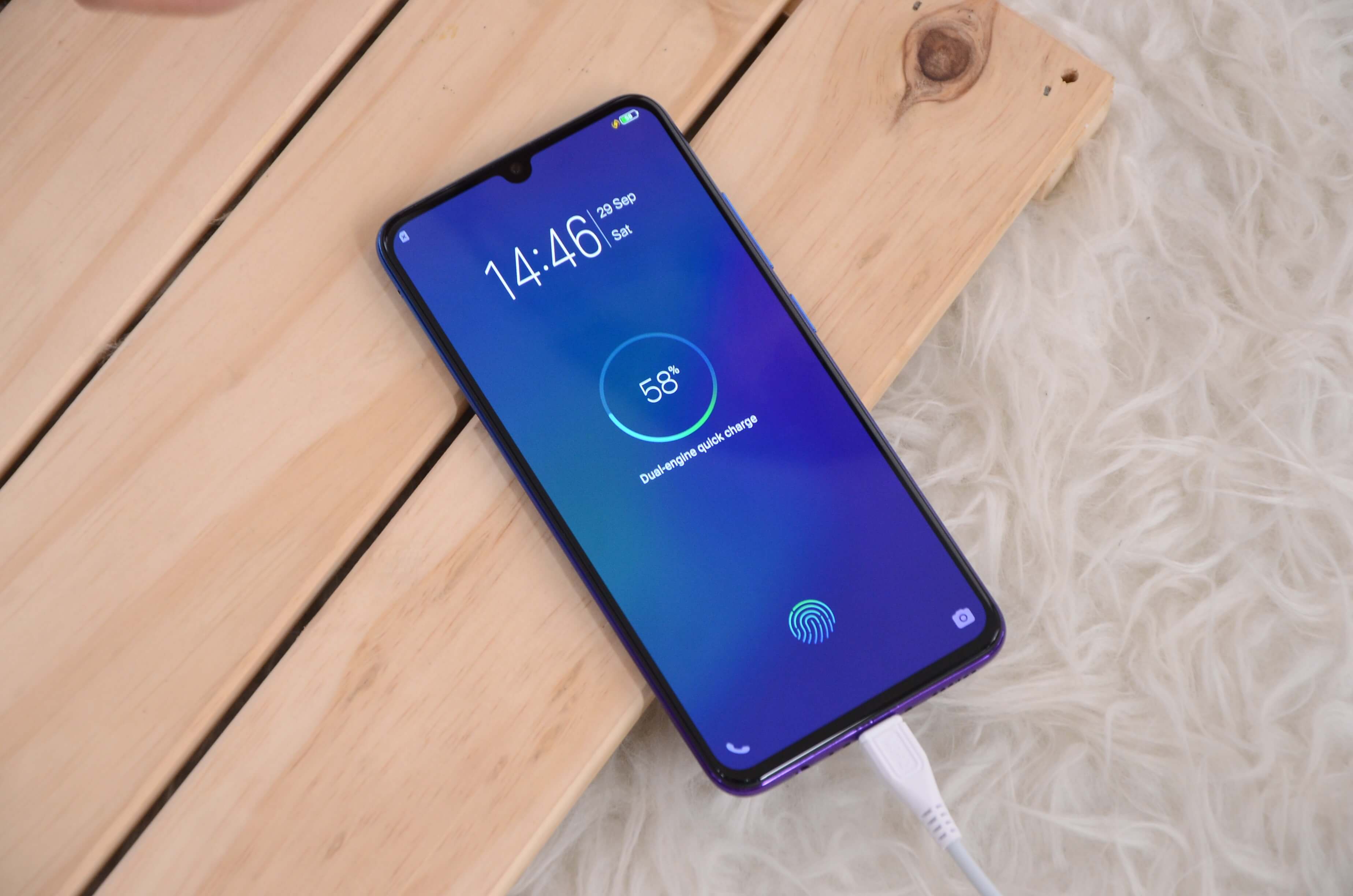Ini yang Bakal Terjadi pada Smartphone Kalau Lo Keseringan Fast-charging!